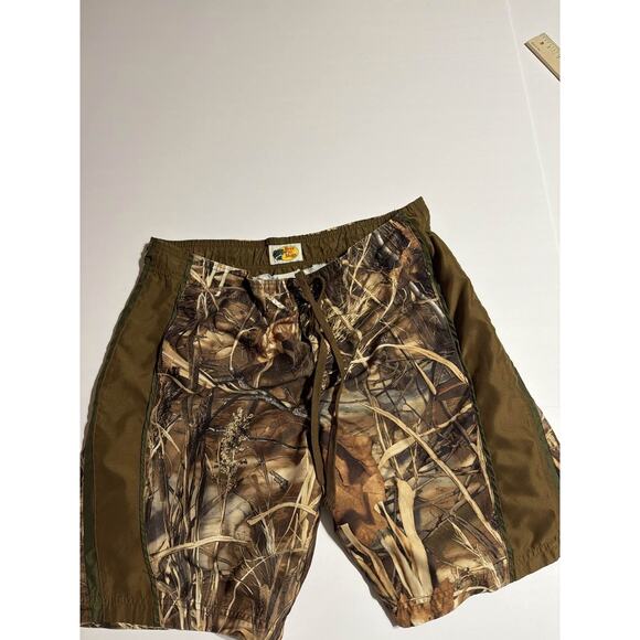 Bass Pro Shops Men's Camo Swim Trunks Large - Picture 2 of 3